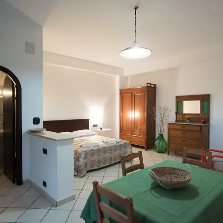 Affittacamere Casa Salice SantʼAlessio Siculo